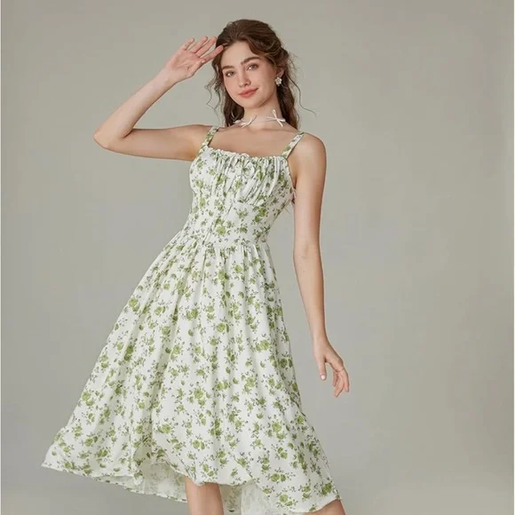 新品紙タグ無し✨オフン flower lace cami set dress　白 新品紙タグ無し✨オフン flower lace cami set dress 白